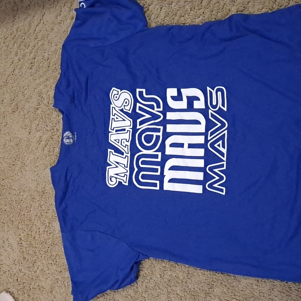 Dallas Mavricks T Shirt